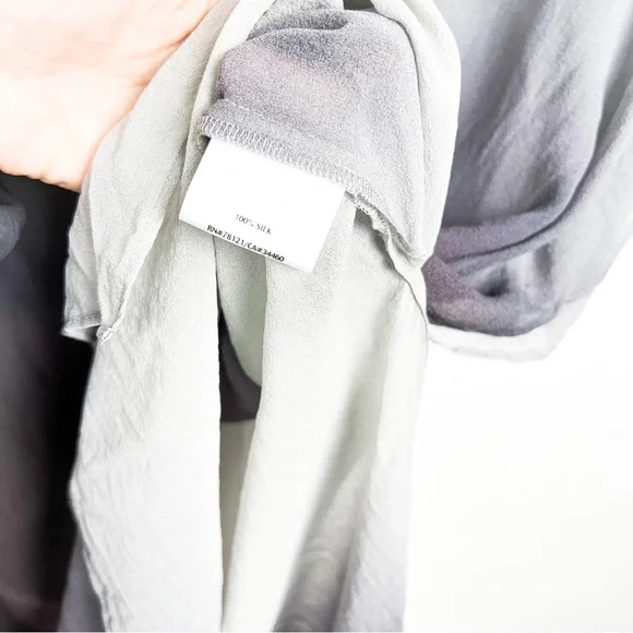 Eileen Fisher watercolor sheet tunic blouse top size medium - Picture 6 of 7